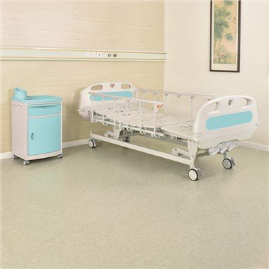 3 vändaga manuaalne haiglavoodi